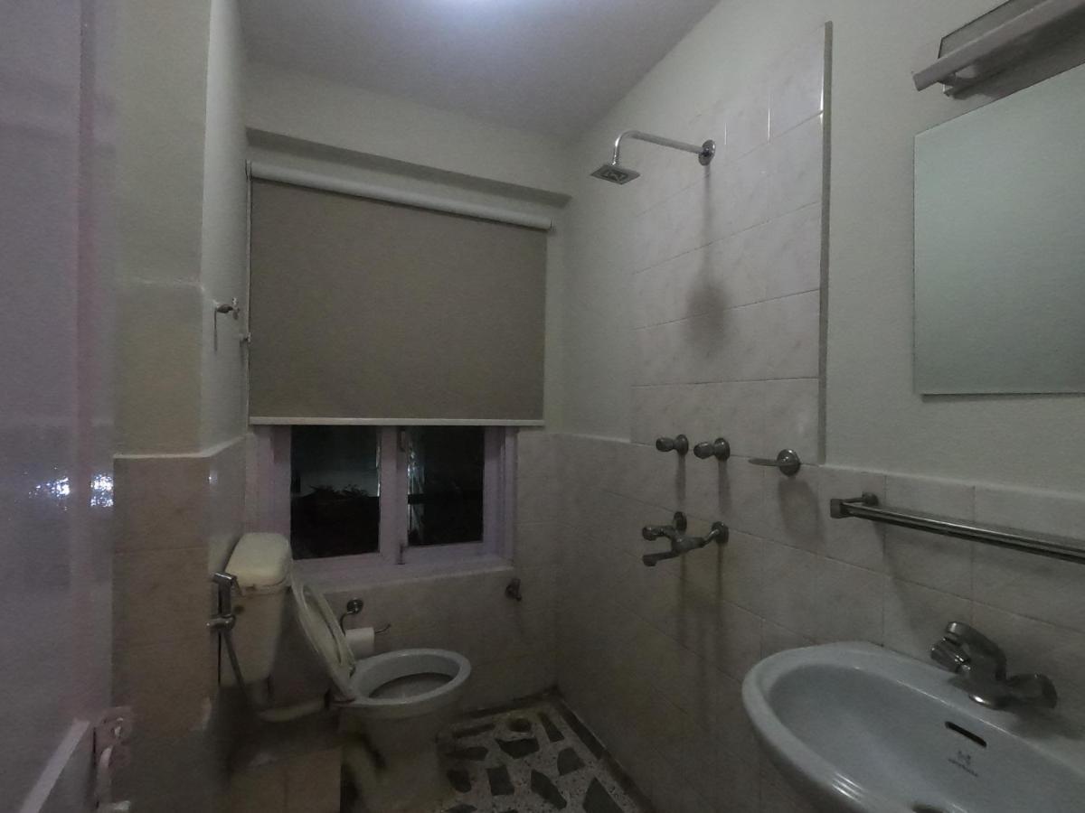 Om Tara Guest House Pvt Ltd Катманду Экстерьер фото