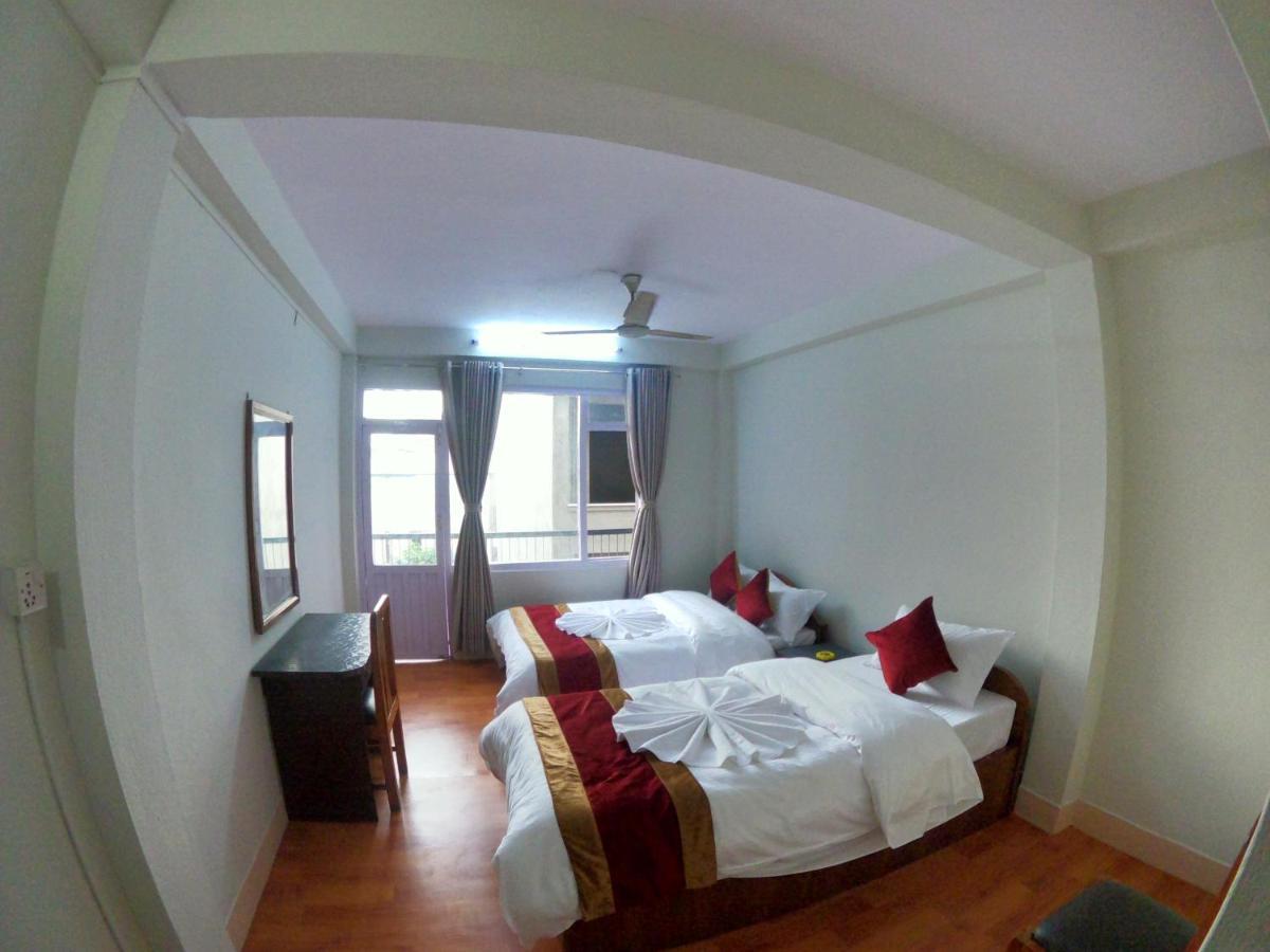 Om Tara Guest House Pvt Ltd Катманду Экстерьер фото