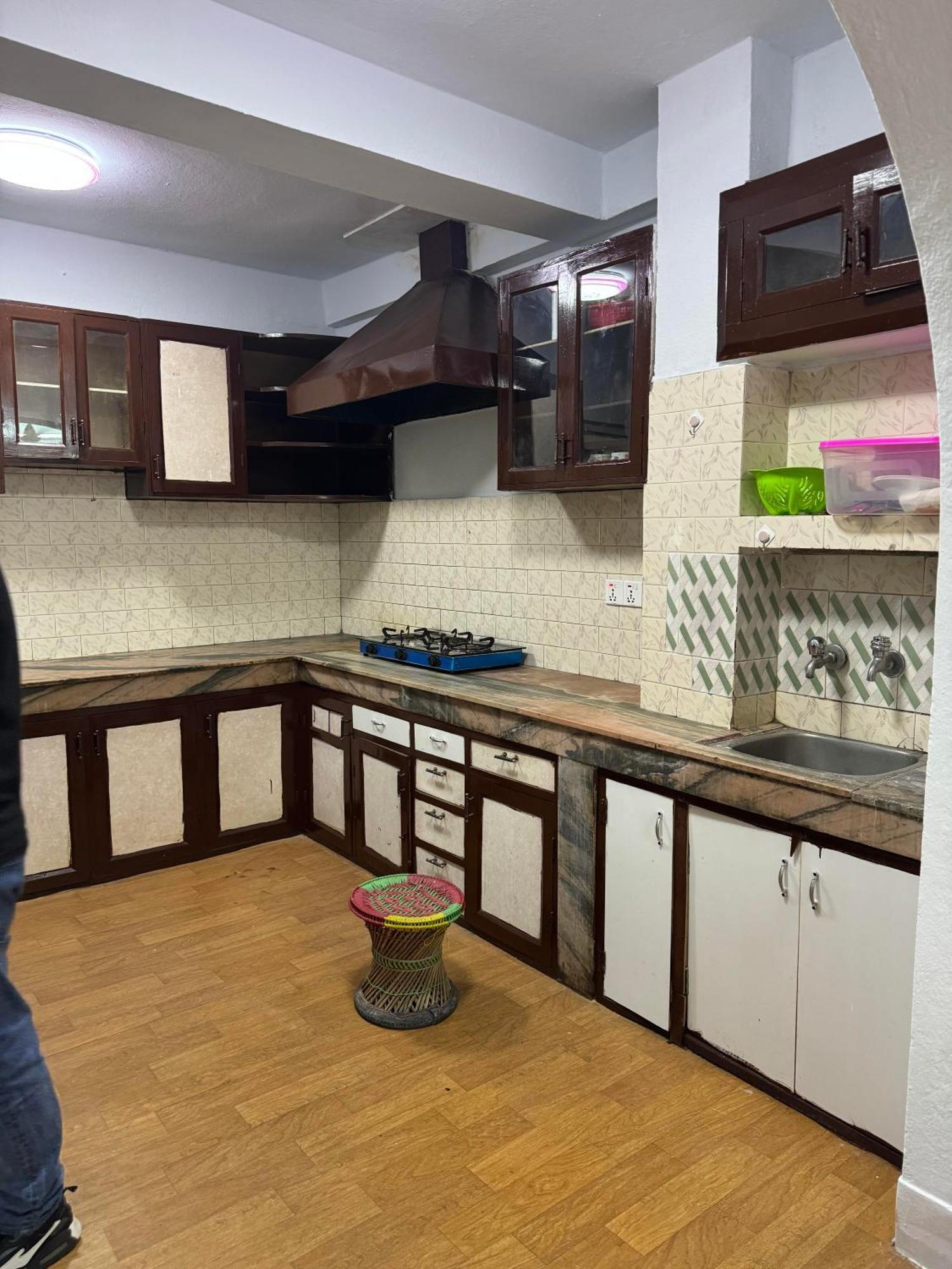 Om Tara Guest House Pvt Ltd Катманду Экстерьер фото